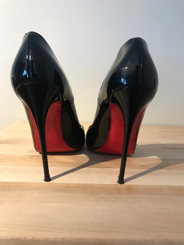 see red!  Louis vuitton shoes heels, Christian louboutin shoes, Louis  vuitton red bottoms